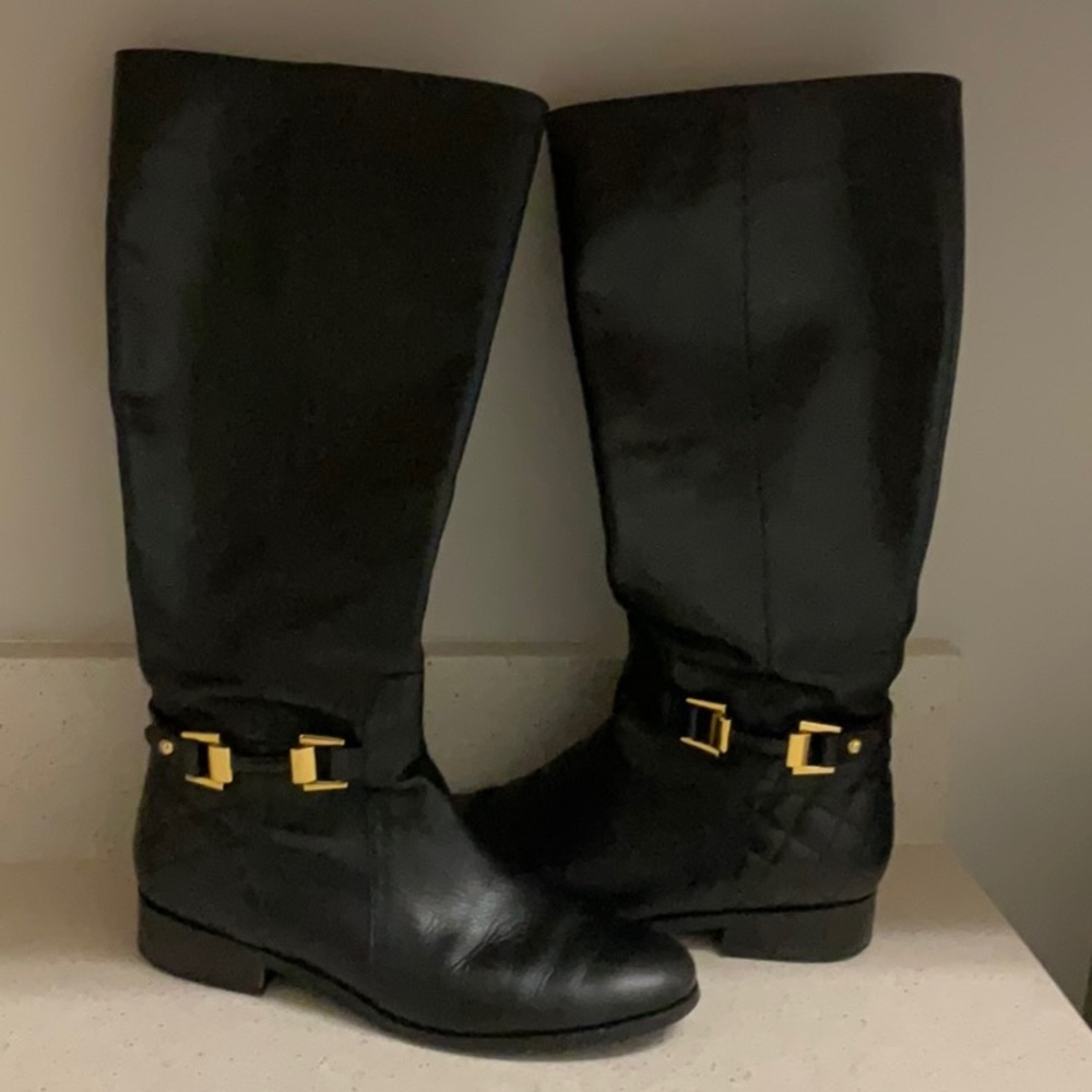 Womens black all leather boots👢